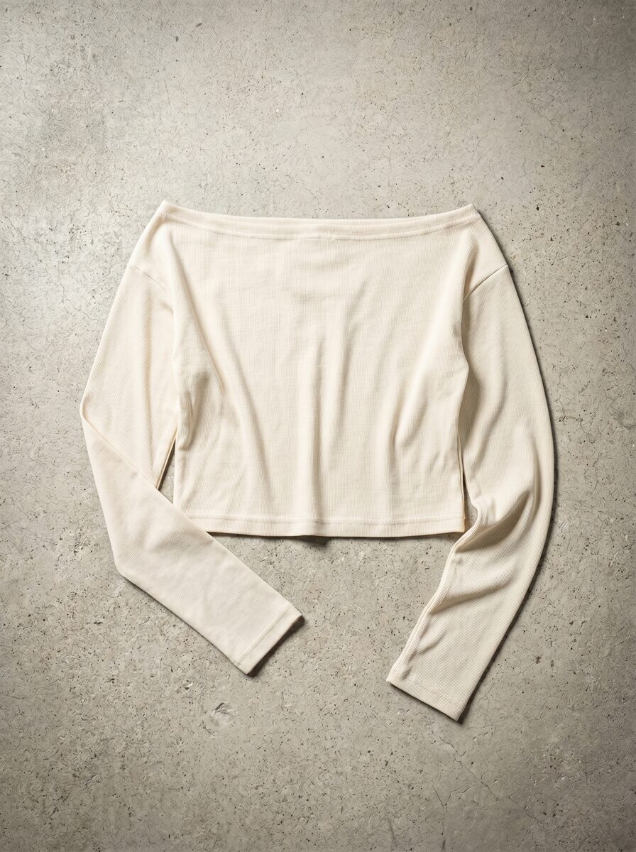 Longsleeve off-shoulder crop top