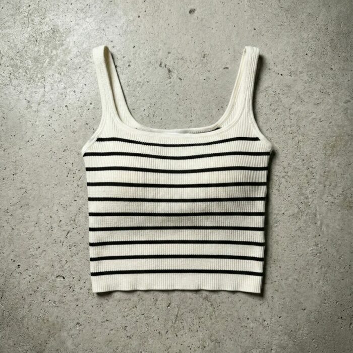 Build-in bra top na ramiączkach