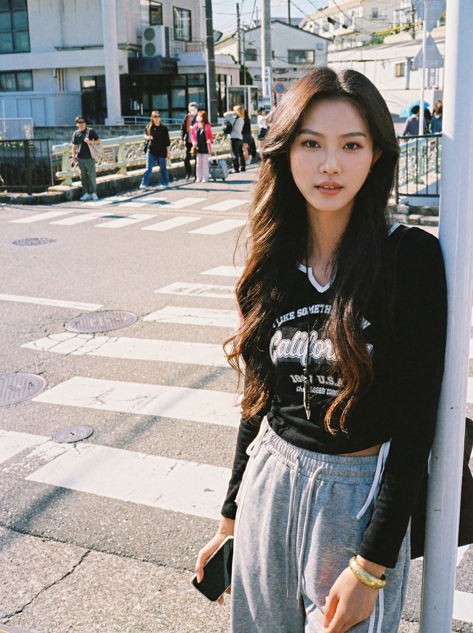 Longsleeve z materiałowymi ściągaczami