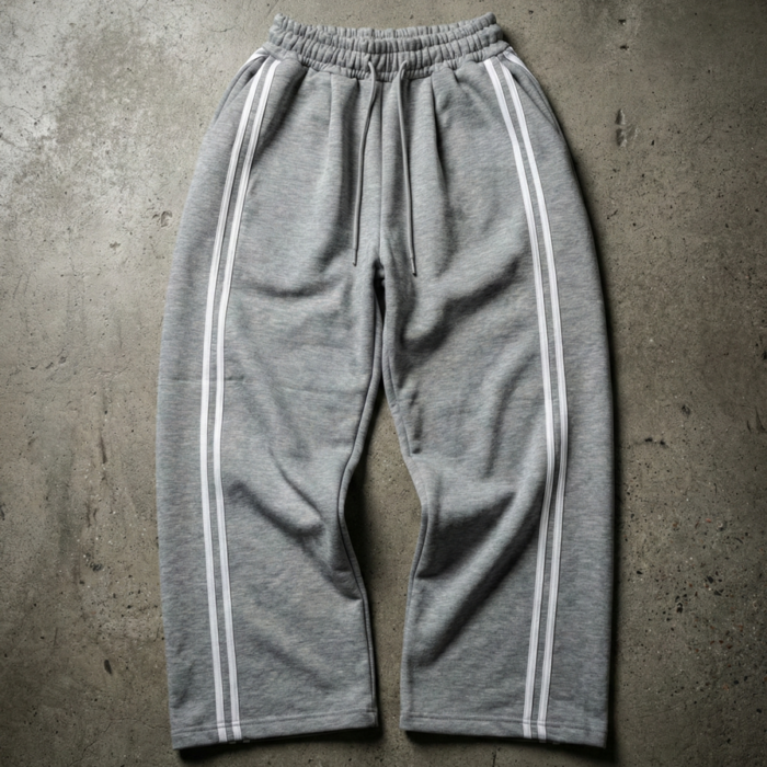 Spodnie dresowe z paskami