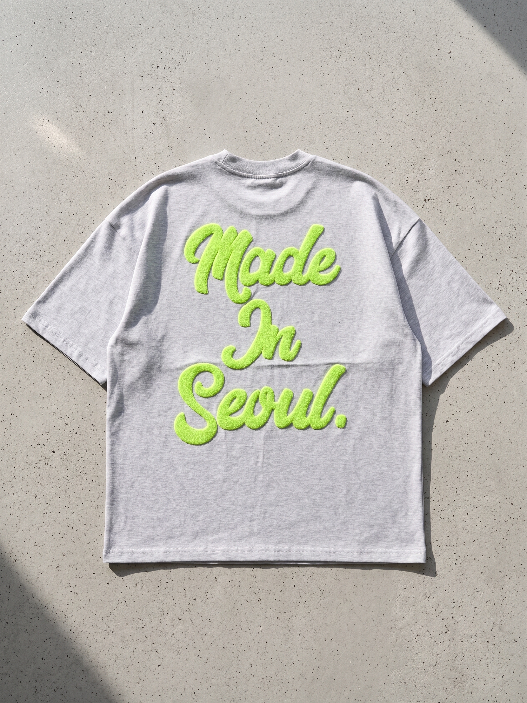 Maxi Oversized T-Shirt z pluszowym napisem Seoul