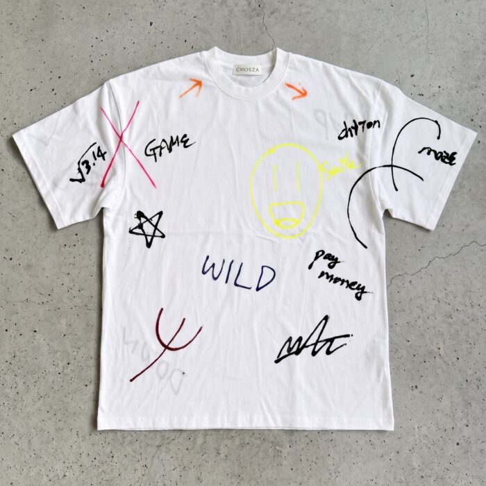 Maxi Oversized T-Shirt z recznie malowanym grafitti