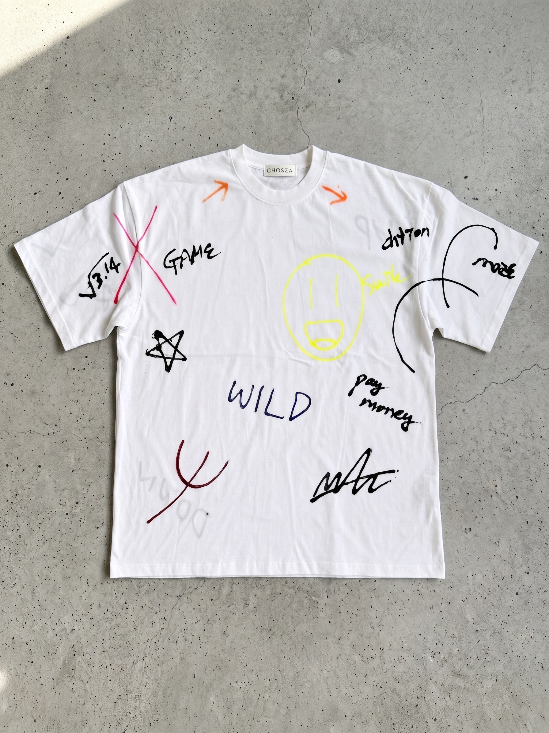 Maxi Oversized T-Shirt z recznie malowanym grafitti