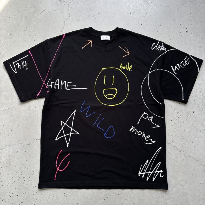Maxi Oversized T-Shirt z recznie malowanym grafitti