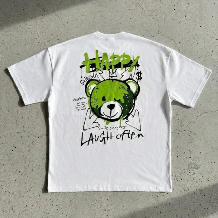 Oversized T-shirt z grafitti z zielonym misiem