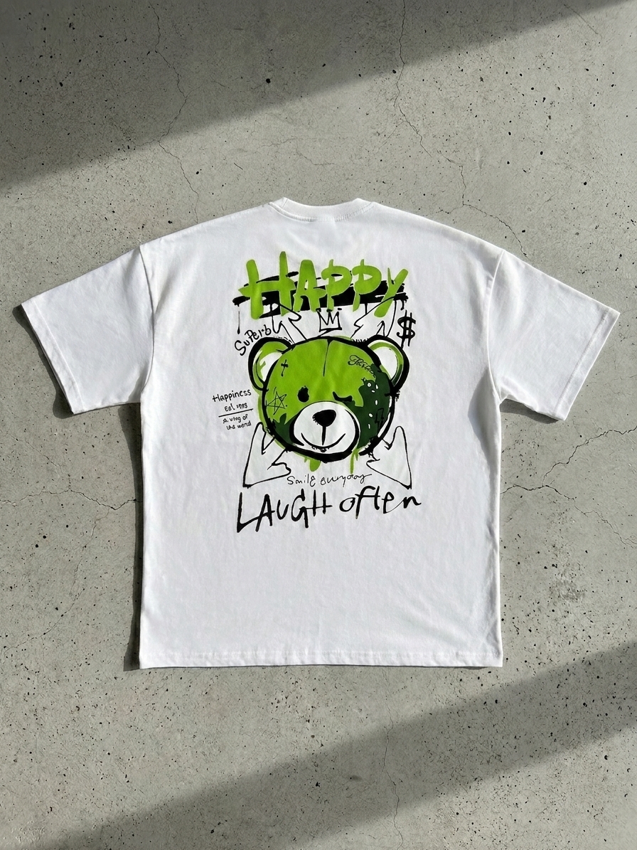 Oversized T-shirt z grafitti z zielonym misiem