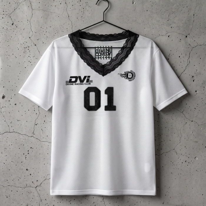 Biały siatkowy T-shirt basketball z czarną koronką przy dekolcie i nadrukiem DVI 01, przód, na wieszaku