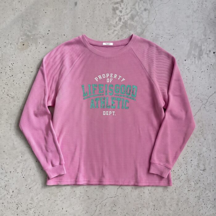 Longsleeve z grafiką LIFE IS GOOD, kolor różowy, zdjęcie flat lay
